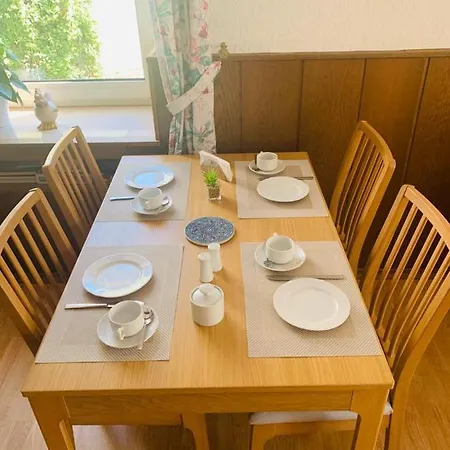Landgasthaus Jaegerhof بورين