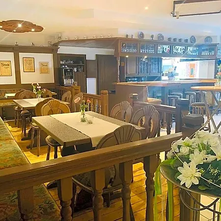 بيت ريفي Landgasthaus Jaegerhof